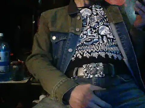 Snapshot of mrdemoncrowly chatting on 02/27/25, 04:09 mrdemoncrowly online show from 02/27/25, 04:09