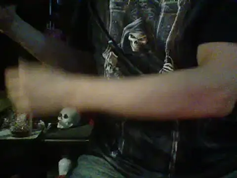 Snapshot of mrdemoncrowly chatting on 03/15/25, 11:51 mrdemoncrowly online show from 03/15/25, 11:51
