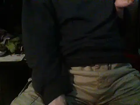 Snapshot of mrdemoncrowly chatting on 03/22/25, 08:40 mrdemoncrowly online show from 03/22/25, 08:40