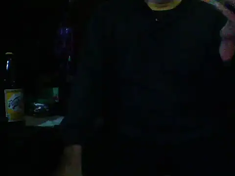 Snapshot of mrdemoncrowly chatting on 10/05/25, 05:17 mrdemoncrowly online show from 10/05/25, 05:17