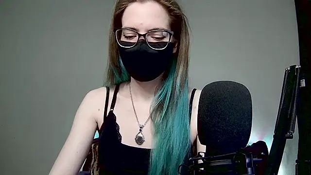 amber candyfloss online show from 02/02/25, 09:13