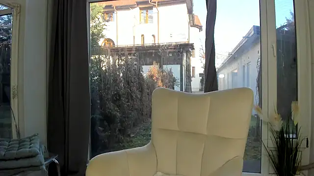 Selena Reeves online show from 02/10/25, 07:04