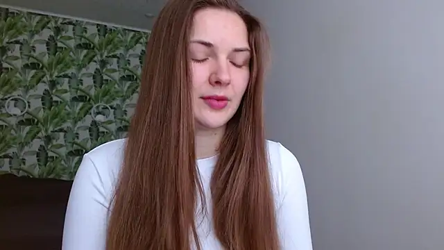 Olivia shine online show from 03/20/26, 05:23