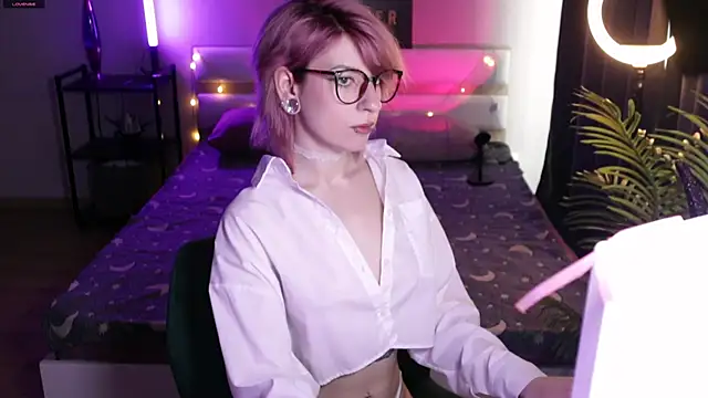 Snapshot of _Moonlight_t chatting on 05/12/26, 08:22 Moonlight t online show from 05/12/26, 08:22