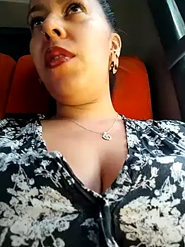 Emily Wane online show from 12/04/24, 02:37