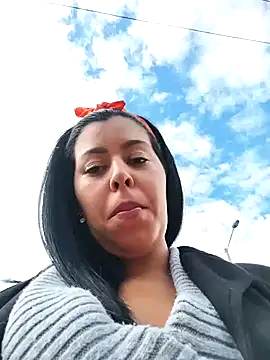 Emily Wane online show from 01/06/25, 07:45