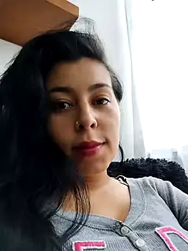 Emily Wane online show from 03/17/25, 04:22