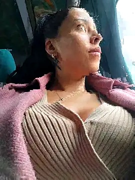 Emily Wane online show from 10/08/25, 04:48