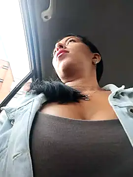 Emily Wane online show from 11/30/25, 04:22