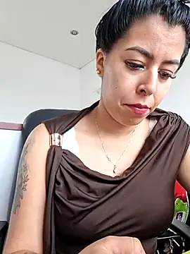 Snapshot of Emily_Wane chatting on 06/15/26, 02:52 Emily Wane online show from 06/15/26, 02:52