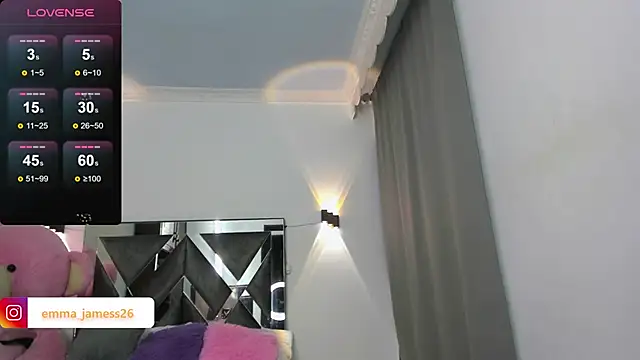 Snapshot of Emma_jamess chatting on 12/07/24, 07:38 Emma jamess online show from 12/07/24, 07:38