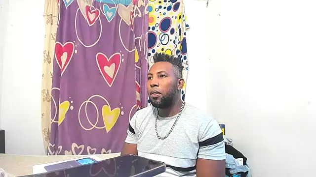 Snapshot of 1mateobigcook chatting on 04/02/26, 01:47 1mateobigcook online show from 04/02/26, 01:47