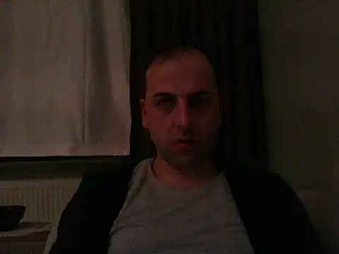 Snapshot of Yldrmm_9553 chatting on 04/18/26, 09:04 Yldrmm 9553 online show from 04/18/26, 09:04