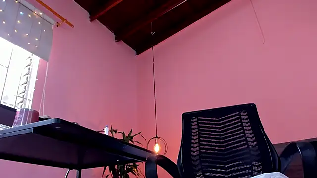  aline hall online show from 03/06/25, 03:13