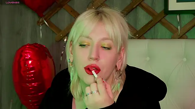 RachelCart online show from 02/15/25, 03:52