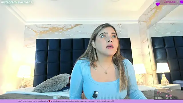 EVELIN MASON online show from 03/18/26, 08:12