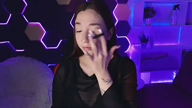 YasmineWest online show from 12/12/24, 01:10