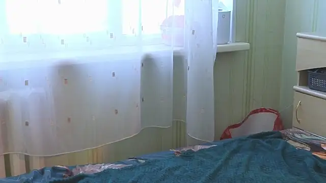 YasmineWest online show from 02/09/25, 10:31