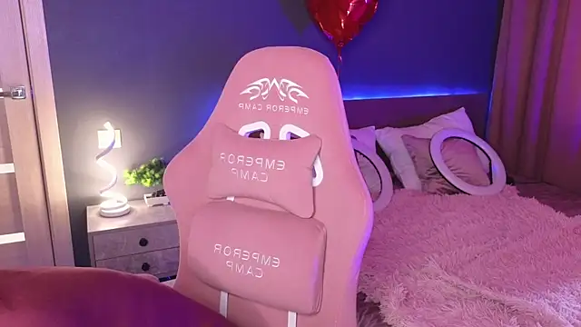 YasmineWest online show from 03/01/25, 07:19