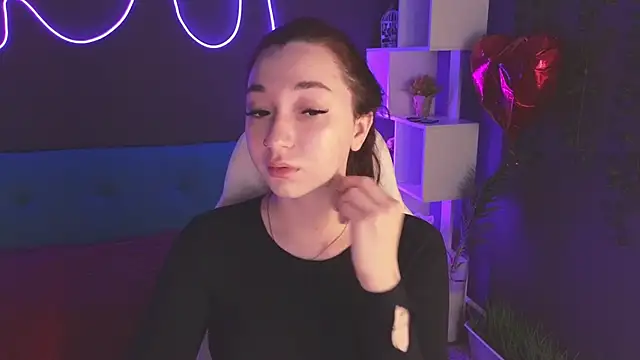 YasmineWest online show from 03/11/25, 12:54