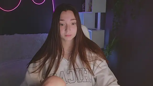 YasmineWest online show from 10/02/25, 01:23