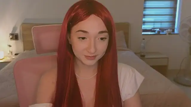 Snapshot of YasmineWest chatting on 04/08/26, 07:30 YasmineWest online show from 04/08/26, 07:30