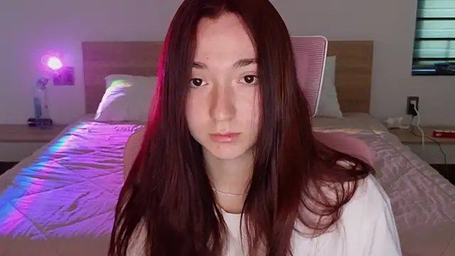 Snapshot of YasmineWest chatting on 04/12/26, 12:26 YasmineWest online show from 04/12/26, 12:26