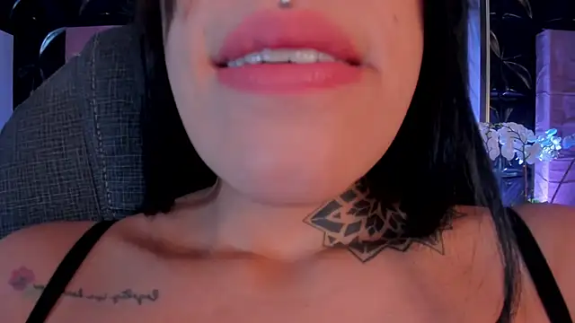 cattleya jensen  online show from 03/11/25, 02:29