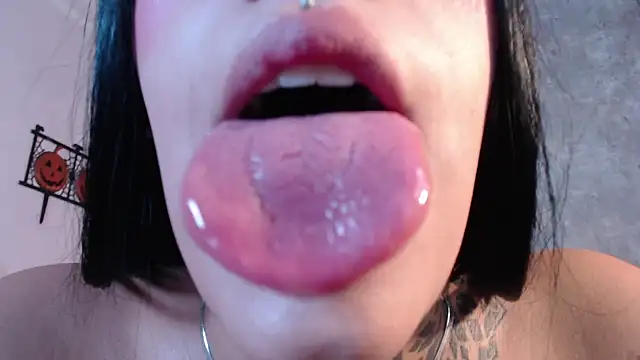 cattleya jensen  online show from 10/11/25, 01:31