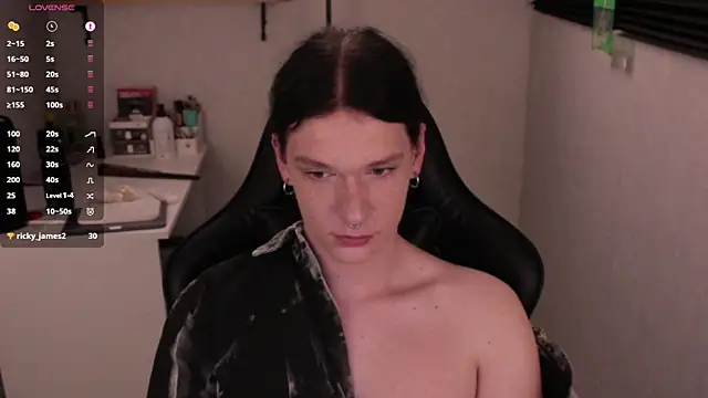 carthylovvve online show from 01/06/25, 08:50