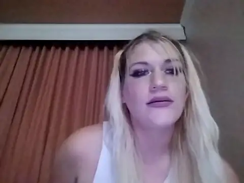 Snapshot of SexxxiLexiiii chatting on 04/21/26, 09:59 SexxxiLexiiii online show from 04/21/26, 09:59