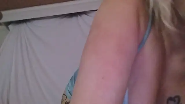 Snapshot of SexxxiLexiiii chatting on 06/06/26, 01:00 SexxxiLexiiii online show from 06/06/26, 01:00