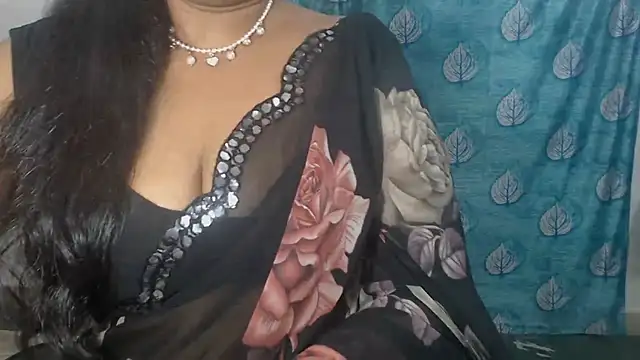 Snapshot of Sophia_your chatting on 05/02/26, 05:12 Sophia your online show from 05/02/26, 05:12
