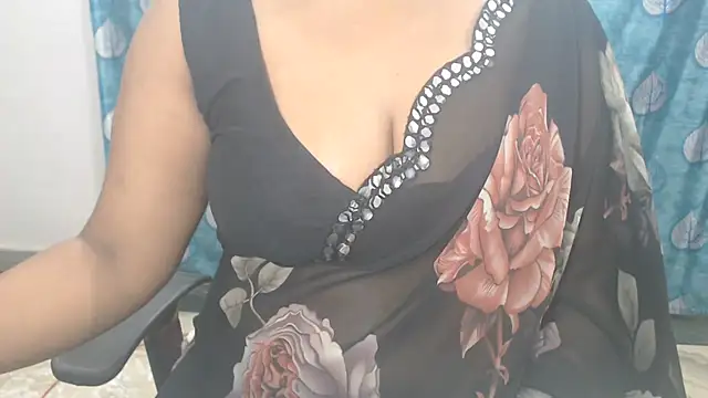 Snapshot of Sophia_your chatting on 06/27/26, 12:22 Sophia your online show from 06/27/26, 12:22