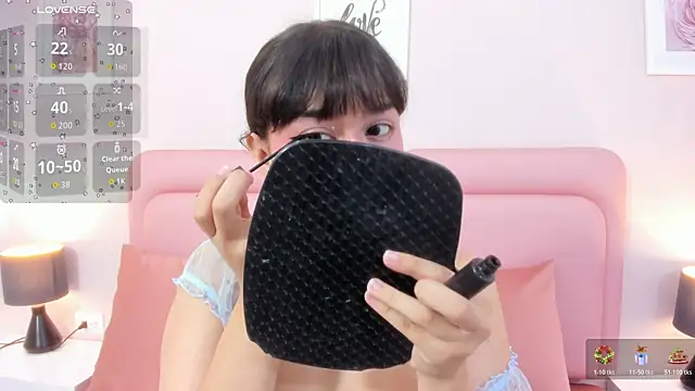 little dolly1 online show from 12/17/25, 12:22