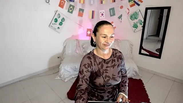 lollita 23  online show from 07/18/26, 08:01