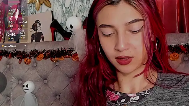 Snapshot of _Scarlett_01 chatting on 11/03/25, 01:01 Scarlett 01 online show from 11/03/25, 01:01