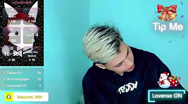 Liamscott  online show from 12/13/24, 06:00