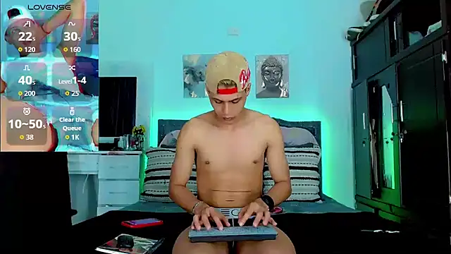 Liamscott  online show from 09/22/25, 10:12