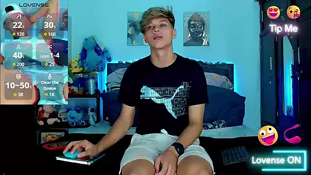 Liamscott  online show from 11/08/25, 07:12