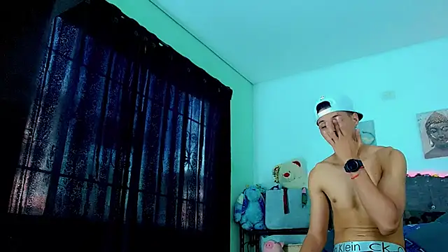 Liamscott  online show from 02/24/26, 09:57