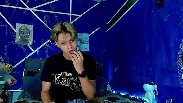 Snapshot of Liamscott_ chatting on 06/03/26, 05:29 Liamscott online show from 06/03/26, 05:29