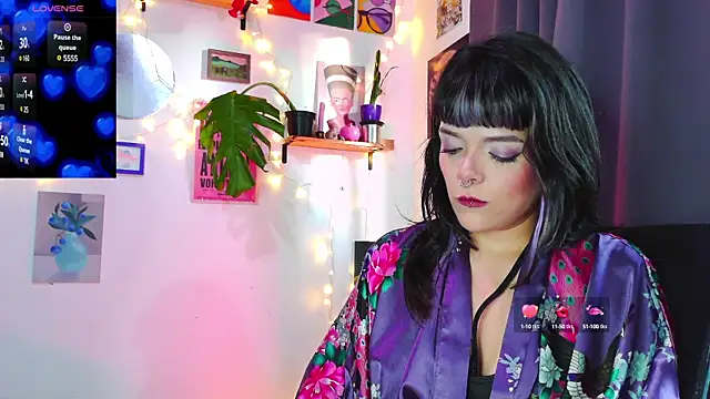 purple em69 online show from 01/25/25, 10:39