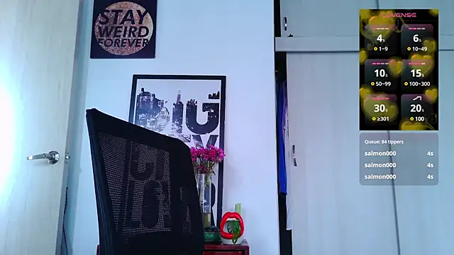 purple em69 online show from 02/11/25, 07:38