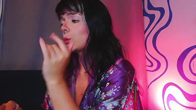 purple em69 online show from 10/01/25, 03:23