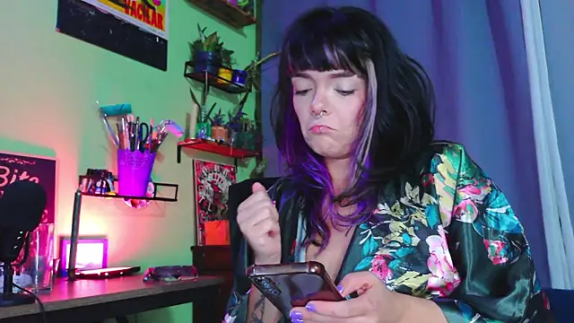 purple em69 online show from 10/09/25, 07:50