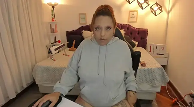 Snapshot of Destiny__Hall chatting on 02/01/25, 09:43 Destiny Hall online show from 02/01/25, 09:43