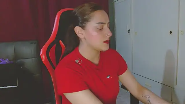 Noamartin  online show from 12/05/24, 03:04