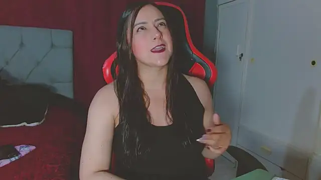 Noamartin  online show from 10/04/25, 01:03