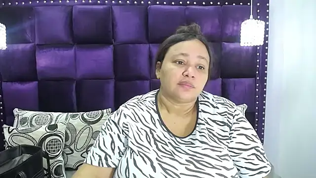 CrushOnMe  online show from 01/05/25, 12:21